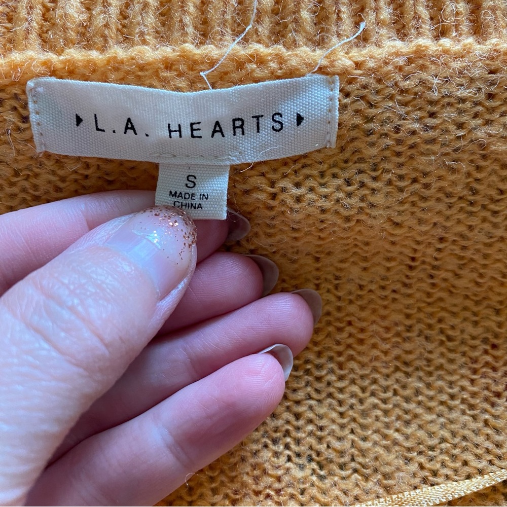 L.A. hearts size small orange sweater - Picture 4 of 6